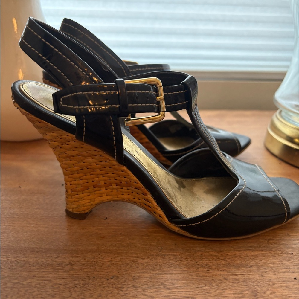 SARTO By Franco Sarto Black and Tan Wedge Sandals